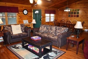 House | Living area | Flat-screen TV, fireplace - Park Hollow (Epworth)