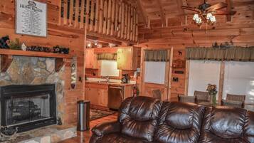 House | Living room | Flat-screen TV, fireplace, DVD player