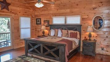 House | 5 bedrooms, desk, free WiFi, bed sheets