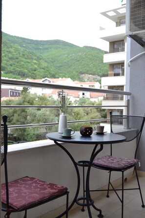 Deluxe Apartment, 1 Bedroom, Non Smoking, City View | City view - Yeshill Apartments (Budva)