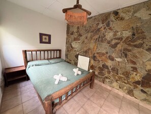 Doppel- oder Zweibettzimmer