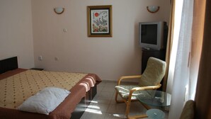 Unclassified image, 5 of 7, button - White Castle (Varna)