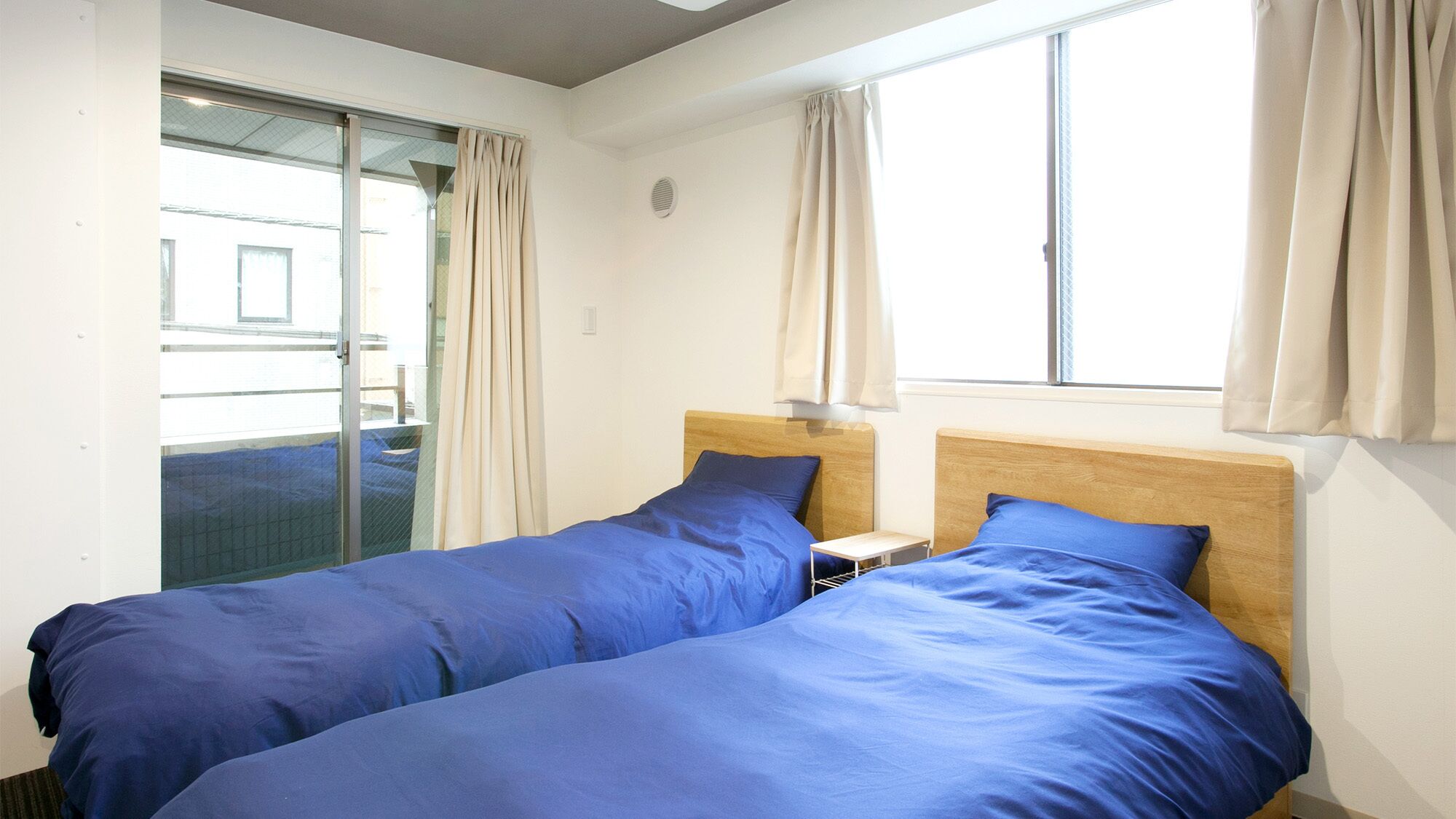 Blackout curtains, soundproofing, iron/ironing board, rollaway beds