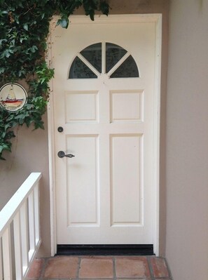 Interior - Steps from the Beach and the Center of the Village (Coronado)