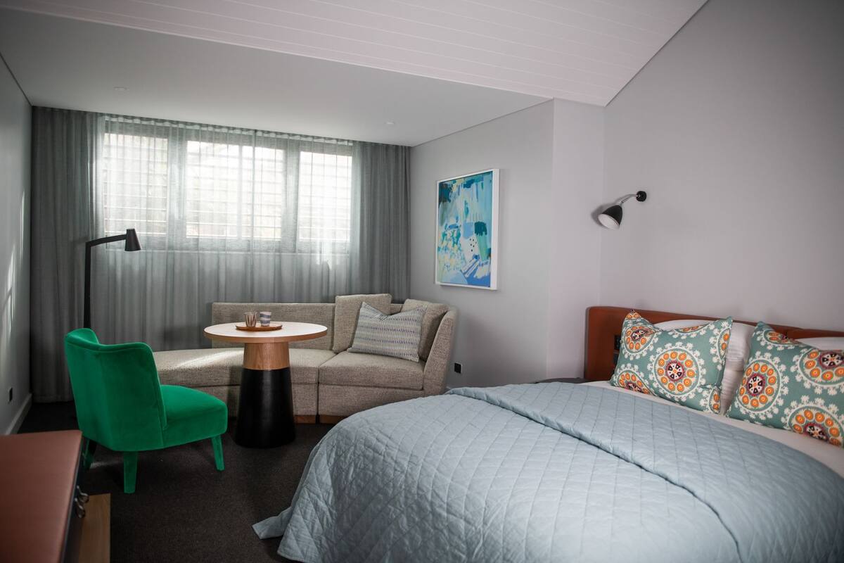 Suite, 1 cama de matrimonio, vistas al jardín | Vistas al jardín