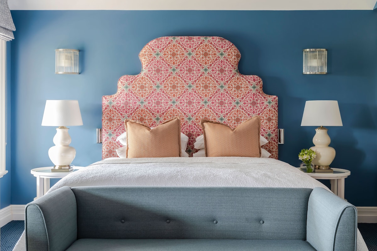 Suite, 1 cama de matrimonio grande con sofá cama, vistas al jardín | Ropa de cama de alta calidad y edredones de plumas