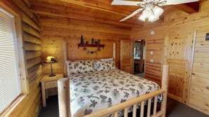 6 bedrooms, WiFi, bed sheets - Mountain Lodge | BBQ Grill | 42 Miles to YNP (Island Park)