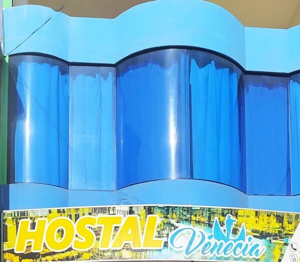 Fachada da propriedade