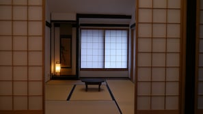 Traditional Japanese House (Entire House)