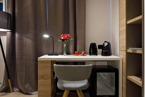 Chambre supérieure double, 1 très grand lit | Literie de qualité, couette en duvet, lit avec matelas à plateau-coussin