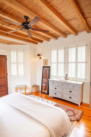 1 soverom, strykejern/-brett, wi-fi og sengetøy