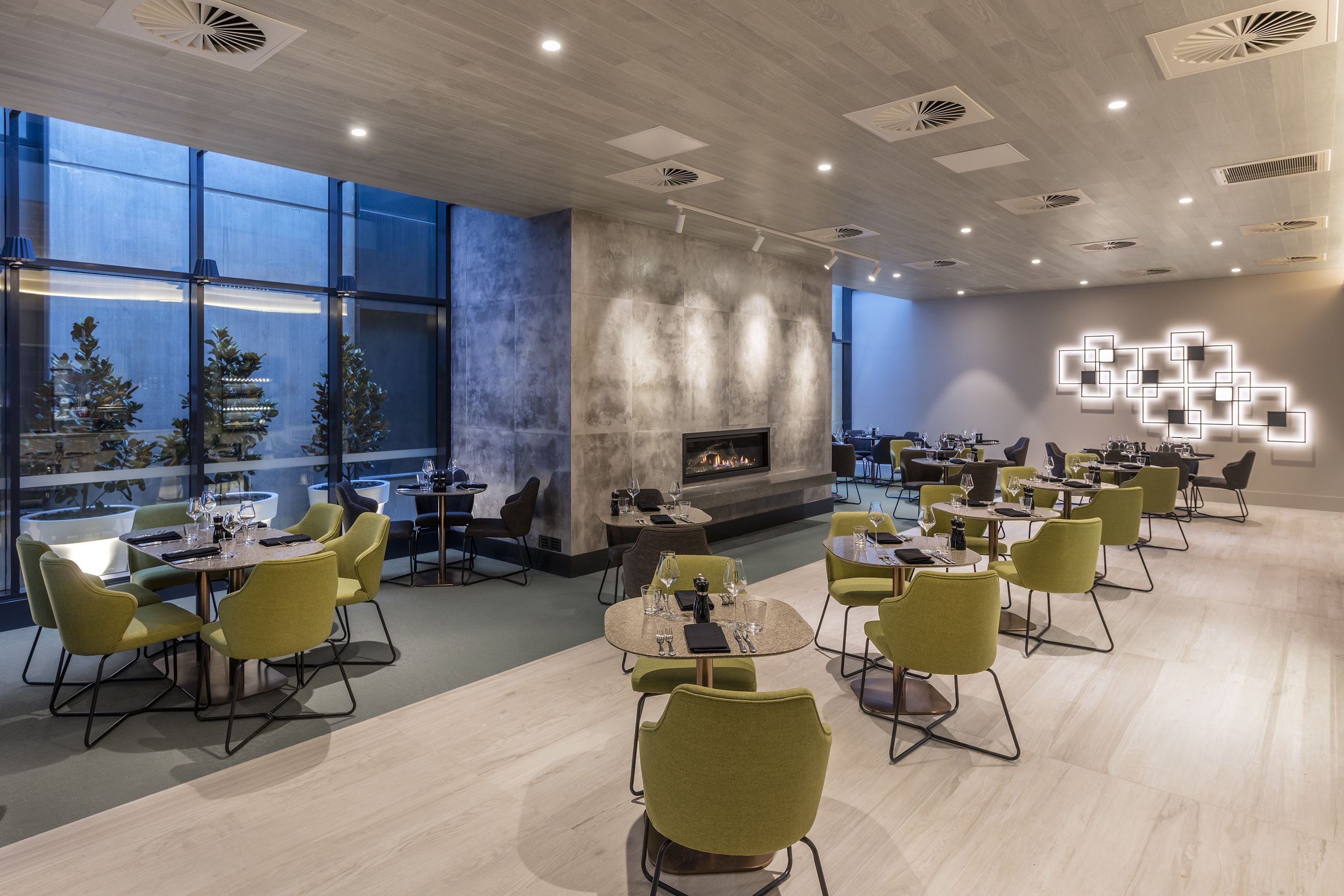 breakfast and dinner served