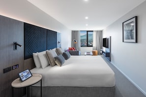 Luxe King Room
