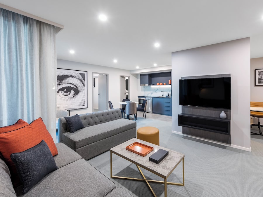 55-Zoll-LCD-Fernseher mit Digitalempfang, Fernseher, Pay-TV