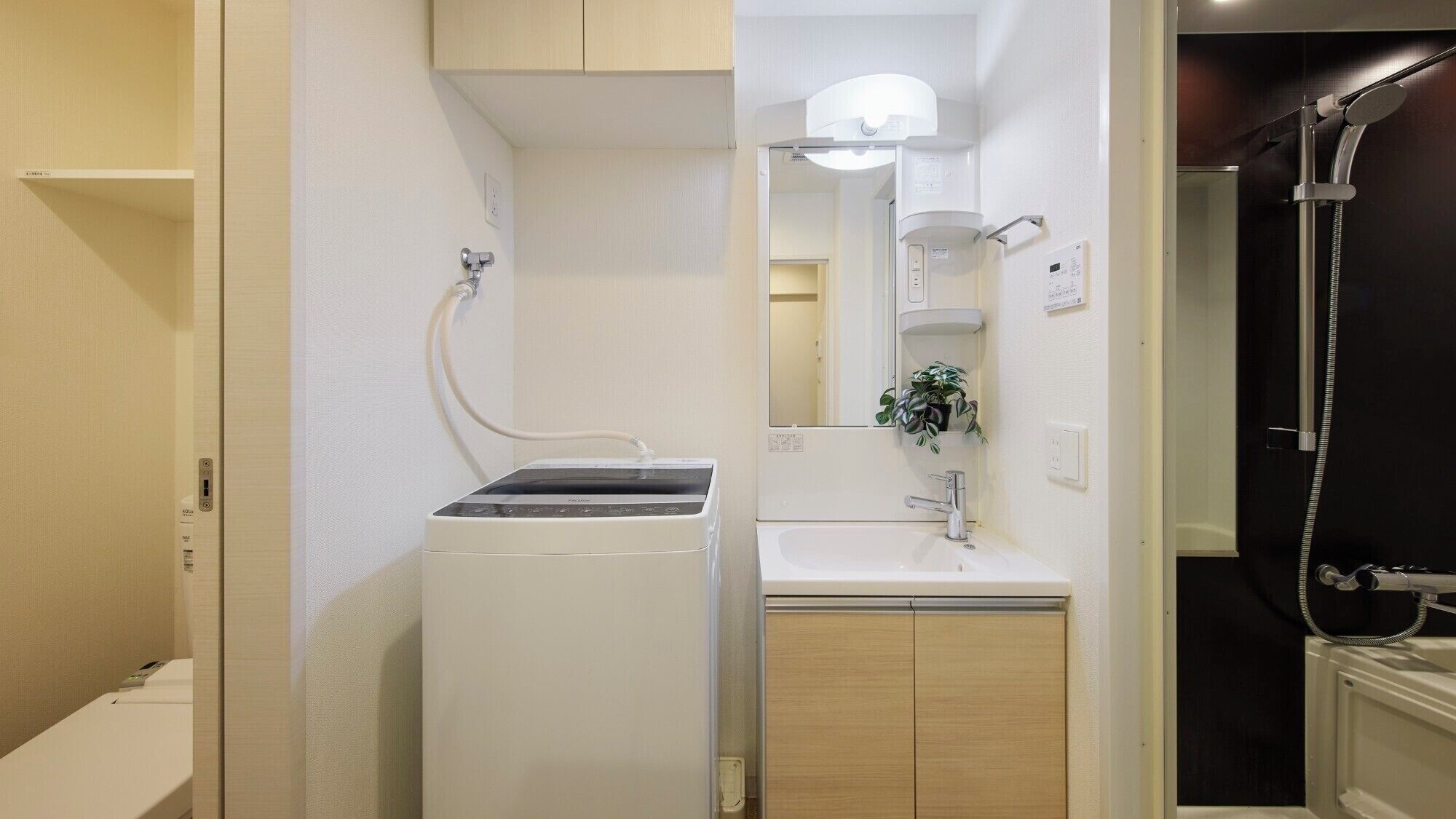 ห้องดับเบิล | ห้องน้ำ | อ่างอาบน้ำและฝักบัวแยกจากกัน, อ่างอาบน้ำแบบแช่ตัว, ของใช้ในห้องน้ำฟรี