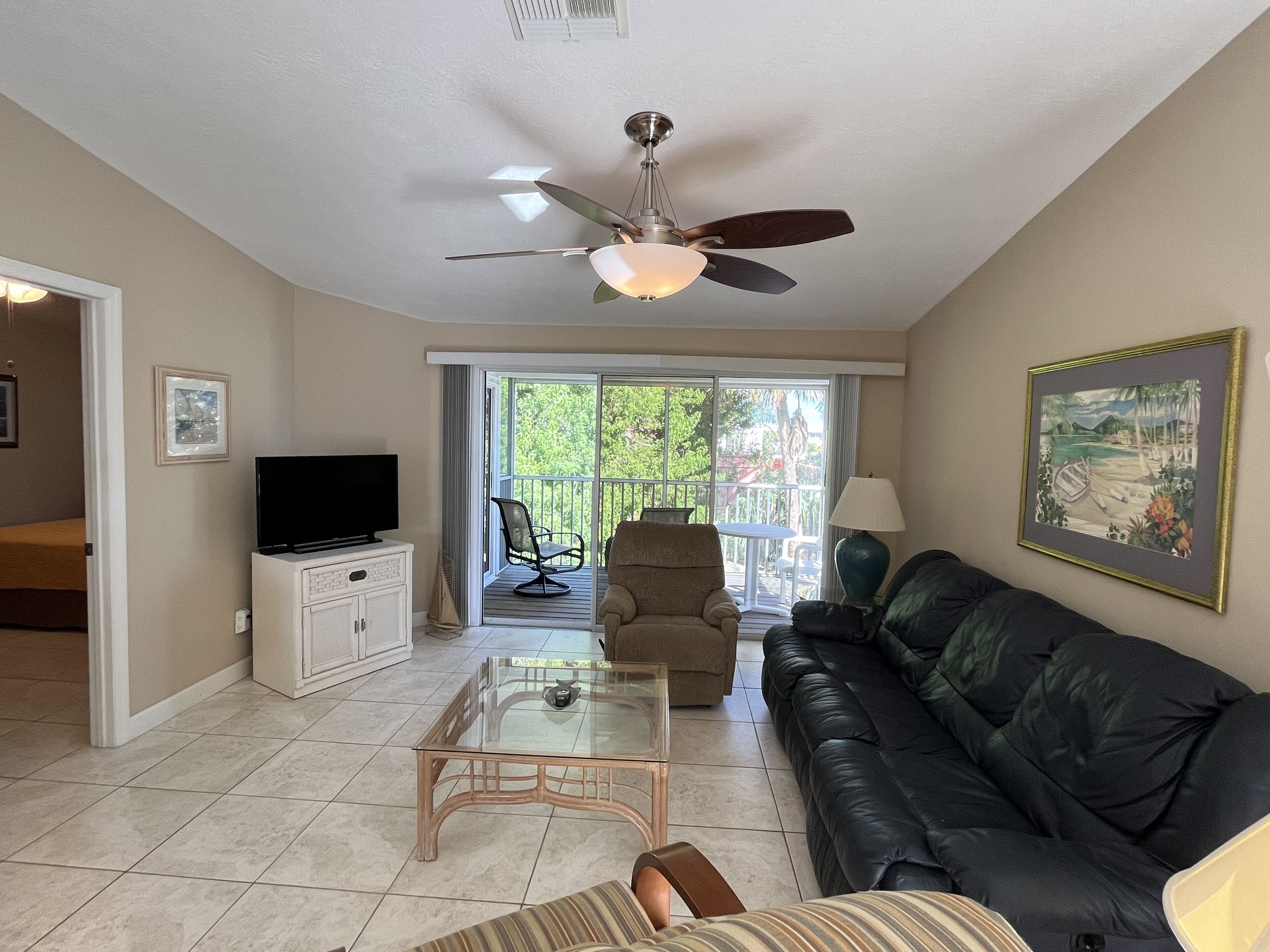 リビング エリア