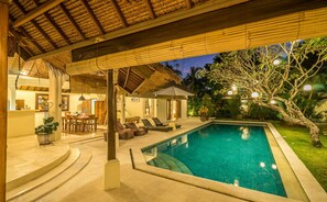 Pool - Best Location! 3BD Villa, Central Seminyak! - 3Min Walk To Eat Street! W/Pool! (seminyak)