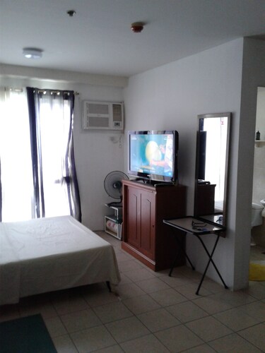 Vacation Rental in Lakefront Presidio