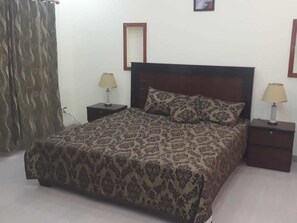 Bathroom - Combat House (Rawalpindi)