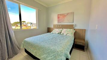 2 quartos, escrivaninha, Wi-Fi de cortesia, roupa de cama