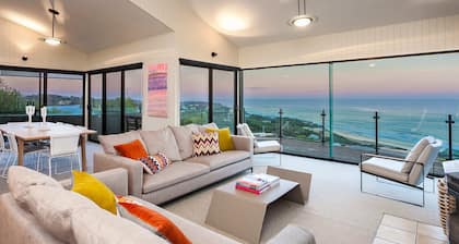 Cliff Edge Luxury I An Oceanview Escape Above Fairhaven