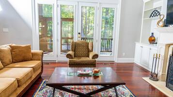 Smart TV, fireplace, video games, DVD player