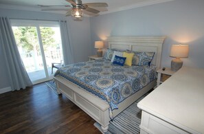 5 bedrooms, free WiFi, bed sheets