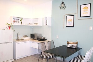 Dining - Your home in Vietnam (Ho Chi Minh)