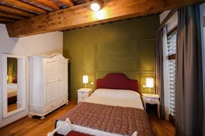 1 chambre, fer et planche à repasser, Wi-Fi, draps fournis