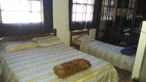 4 habitaciones, internet y ropa de cama