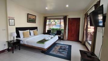 Deluxe Room | Blackout curtains, free WiFi, bed sheets