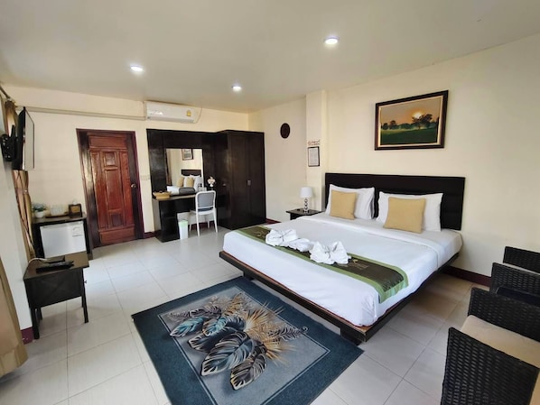 Chambre Deluxe | Rideaux occultants, Wi-Fi gratuit, draps fournis