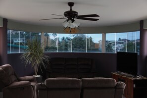 Smart TV 