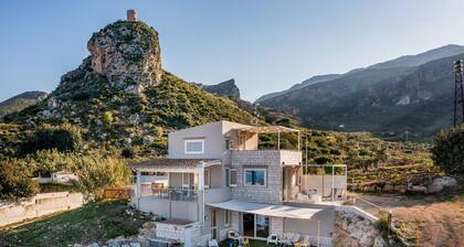 La Veranda Sul Mare Apartment 2 Km from the Zingaro Nature Reserve
