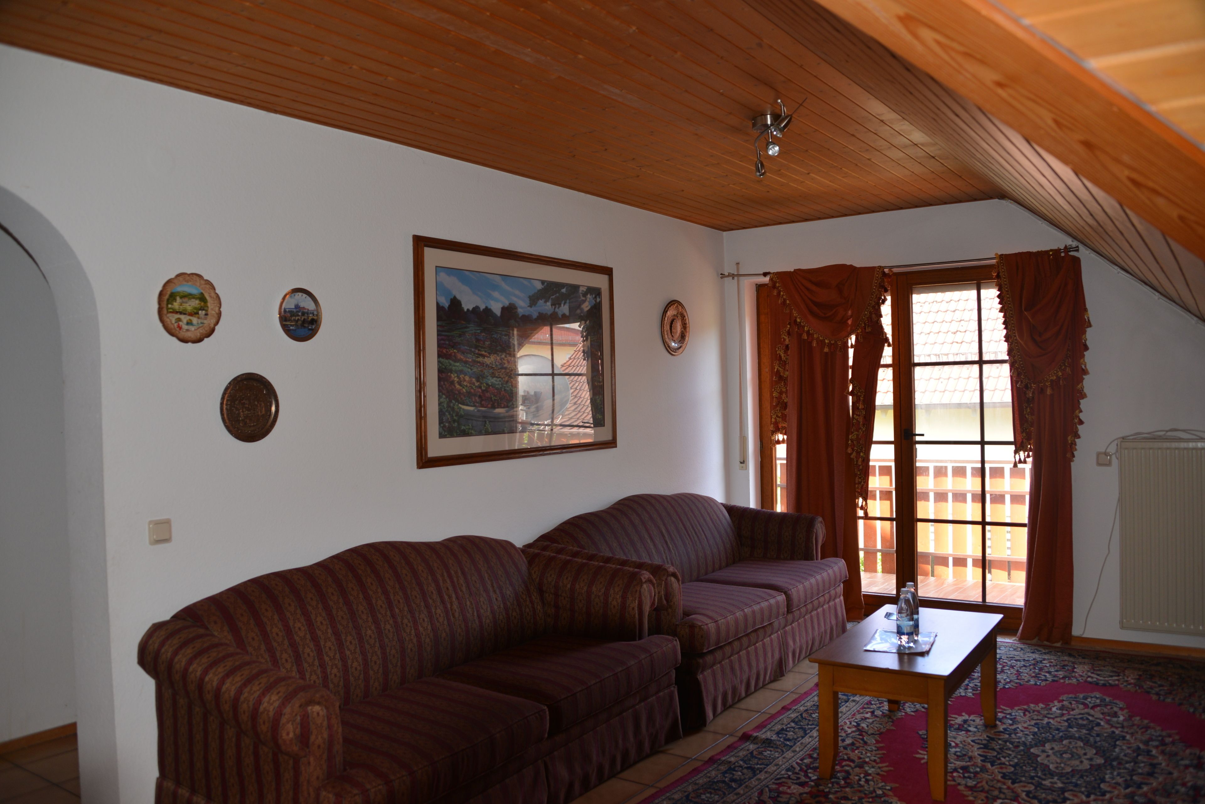 Flachbildfernseher, Netflix, Pay-TV, Streaming-Dienste