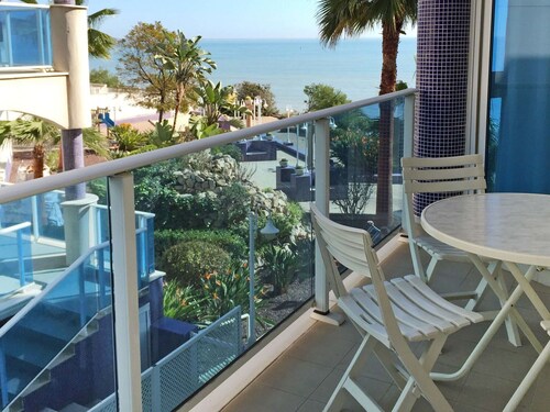 Nice apartment for 4 guests with pool, WIFI, A/C, TV and balcony