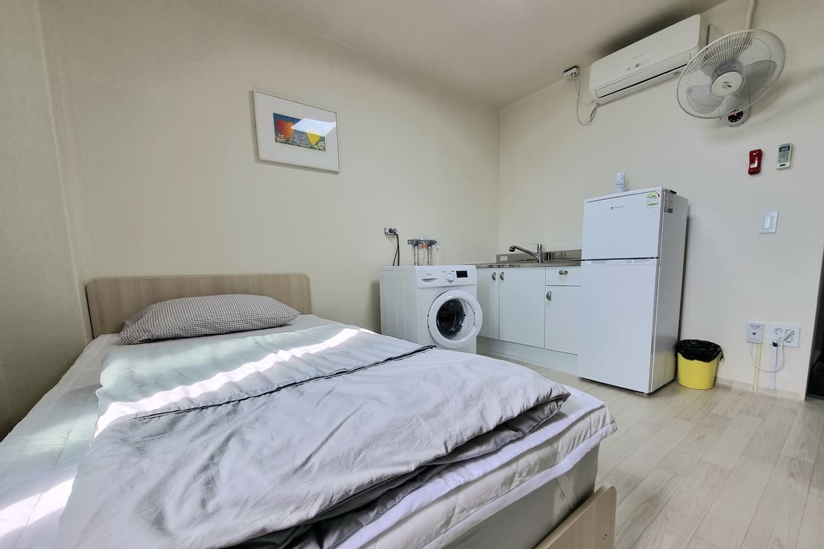 Cortinas blackout, sistema de insonorización y wifi gratis