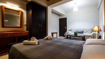 3 chambres, coffres-forts dans les chambres, chambres insonorisées