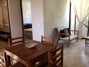 تناول الطعام