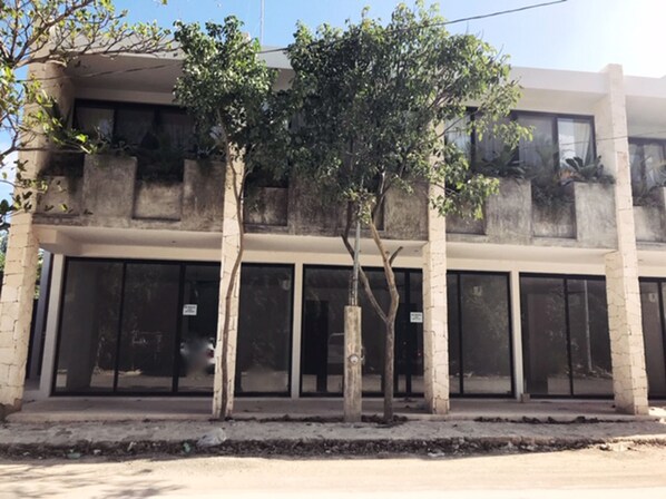 واجهة المنشأة