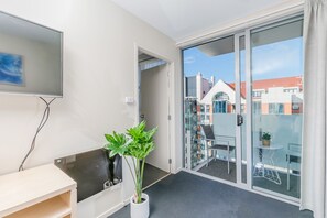 Apartment, 2 Bedrooms | Television - 2 Bedroom Apt with City-view in Waldorf Tetra (Tetra 1105) (Auckland)
