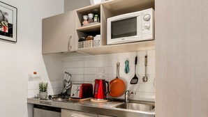 Unclassified image, 4 of 19, button - Sweet 2 Bedroom Apt with 2 Bathroom in CBD (Tetra 113) (Auckland)