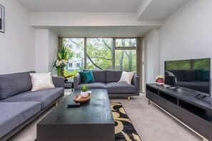 Apartment, 2 Bedrooms | Living area - Spacious and Immaculate Apt Close to Sky Tower (Fiore 2 104) (Auckland)