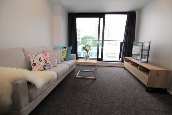 Apartment, 2 Bedrooms | Living area