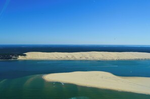 Beach nearby, sun-loungers - Beautiful wooden house with terrace and large garden - Bassin d'Arcachon (Arès)