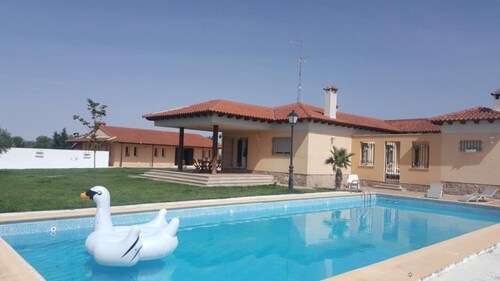 FINCA VILLAMORENA RURAL 6 PEOPLE