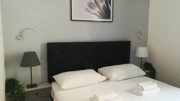 2 bedrooms, desk, iron/ironing board, free WiFi