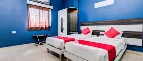 Rollaway beds, free WiFi