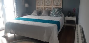 5 chambres, bureau, fer et planche à repasser, Wi-Fi gratuit