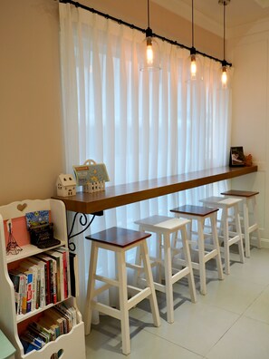 Restaurant - Good Time (Magong)
